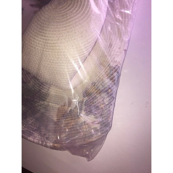 Collection 18 Large Blossoms Floppy Hat - Picture 6 of 7